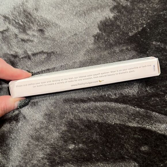 Pretty Vulgar eyeliner pencil #48 Yours Truly Brown New In Box Never Used - Picture 3 of 7